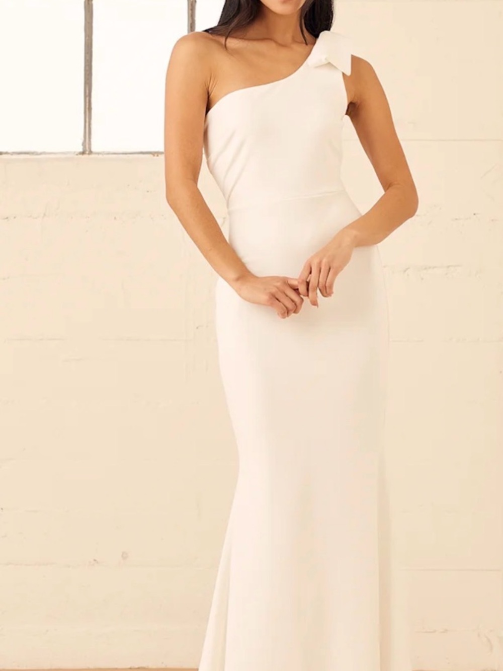 One-Shoulder Ivory Evening Gown with Bow Detail